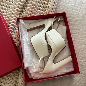 Valentino Platforms